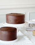 CHOCOLATE GANACHE & SALTED CARAMEL CAKE