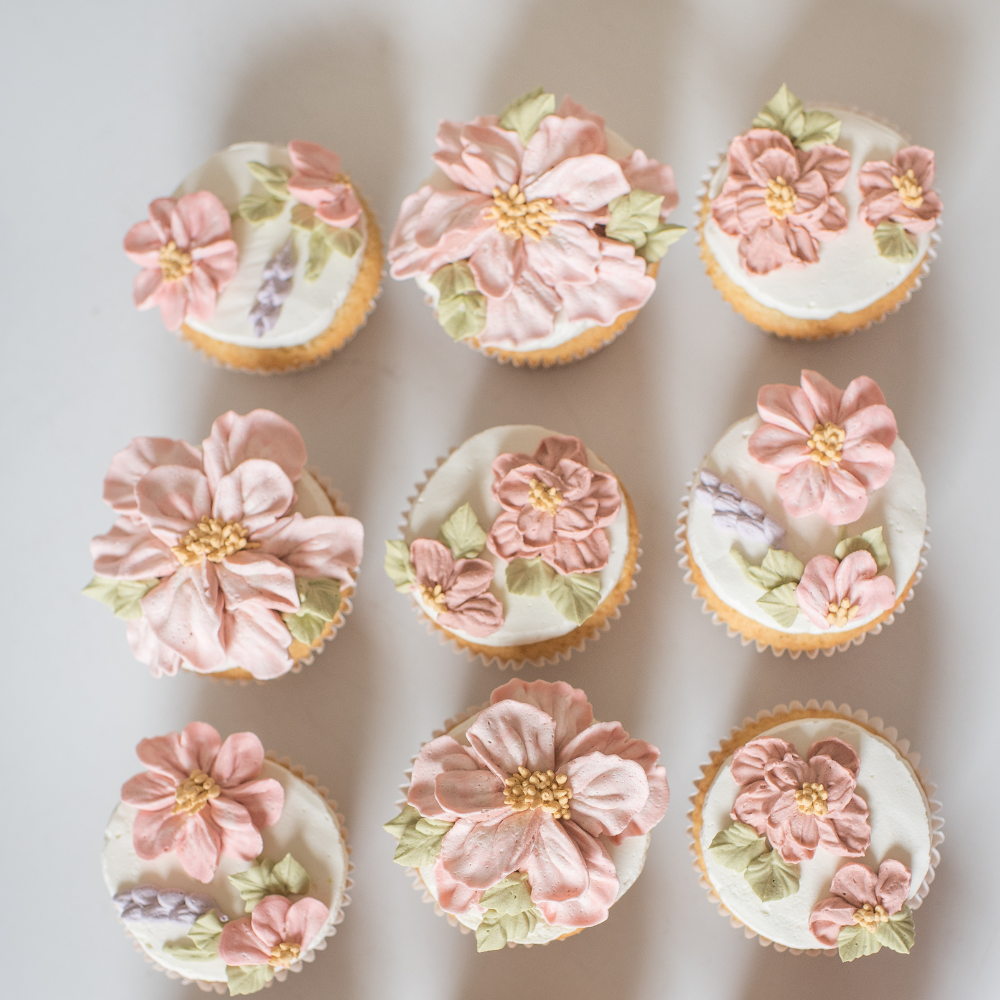BOTANICAL CUPCAKES
