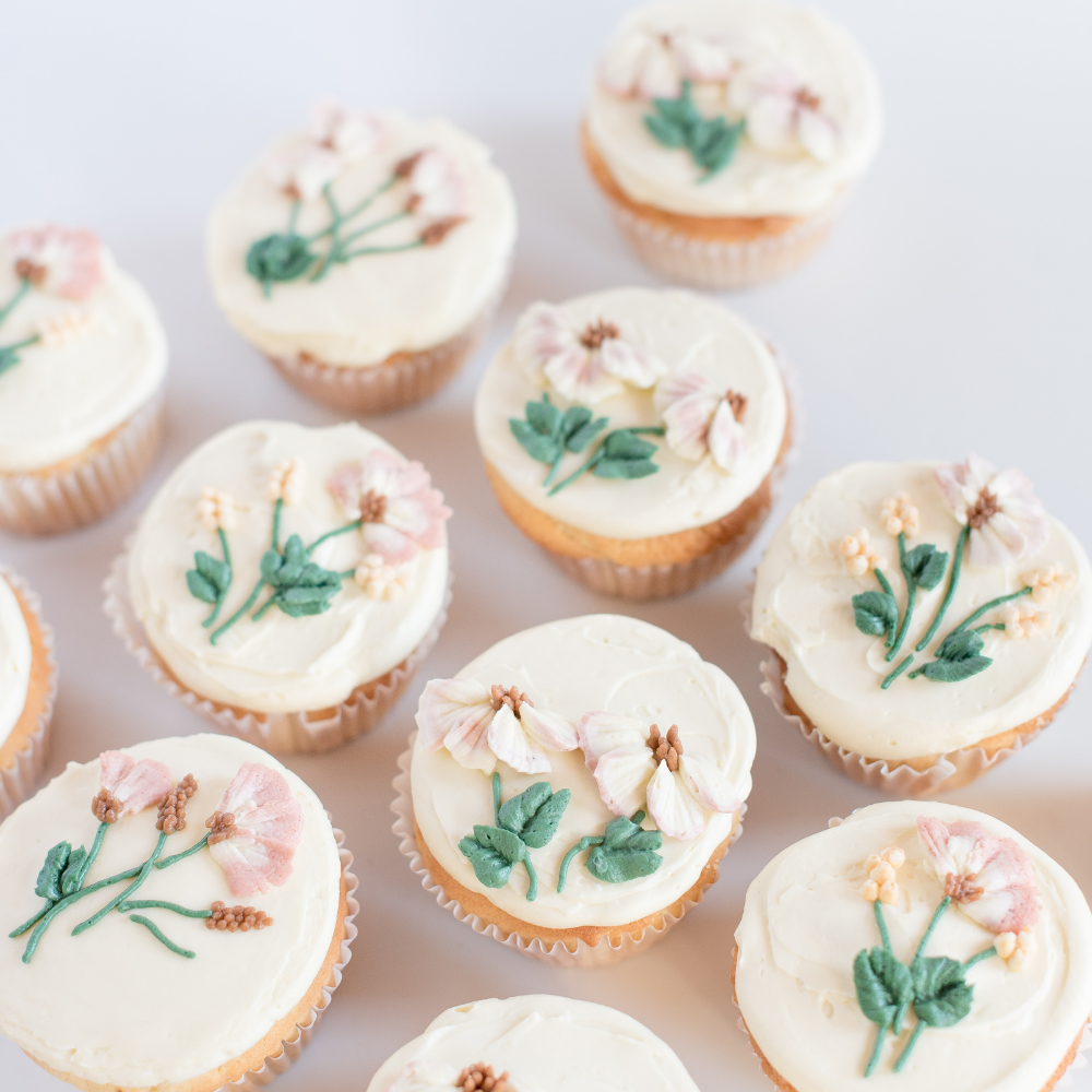 BOTANICAL CUPCAKES