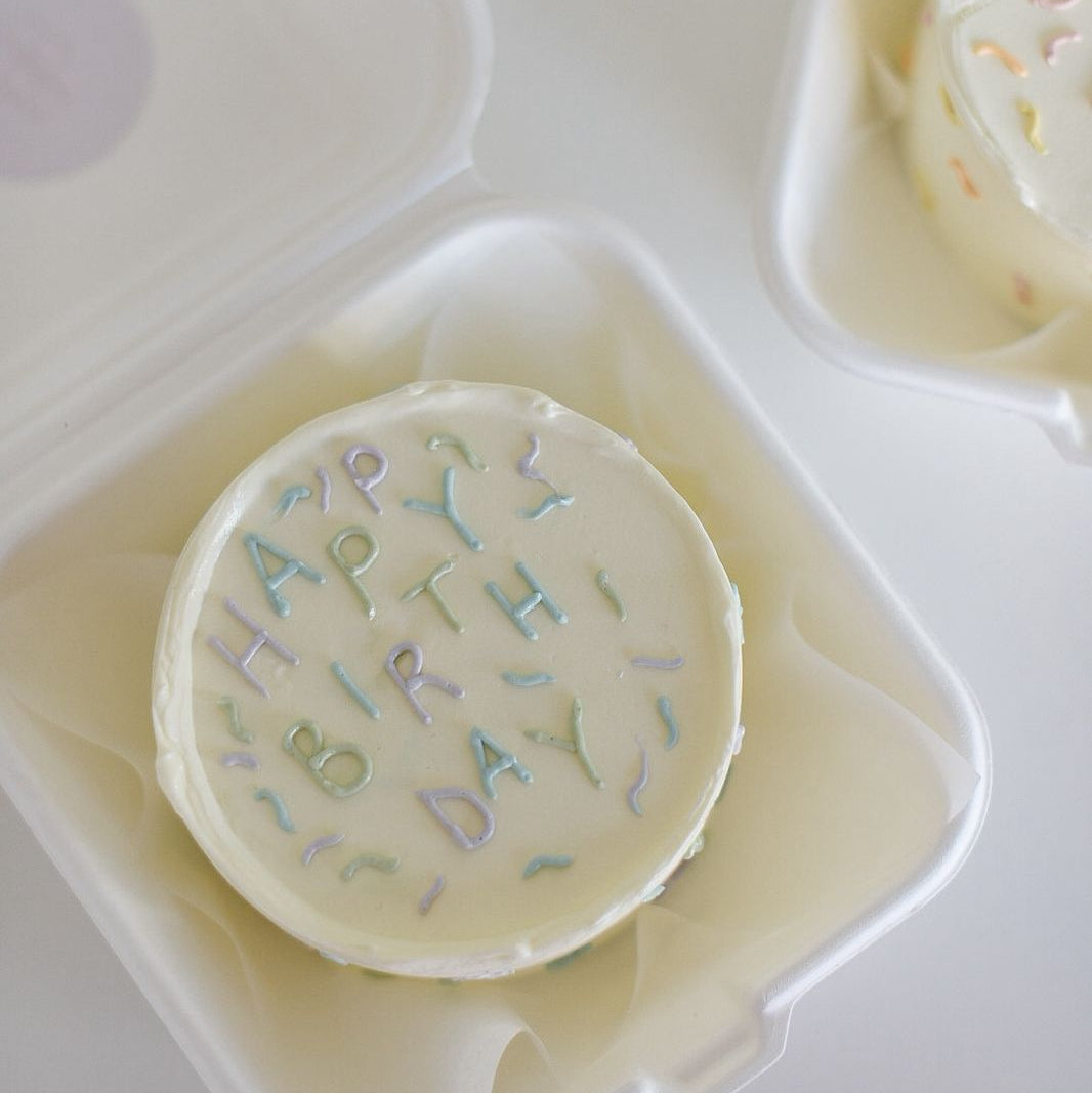 LUNCHBOX CAKES | HAPPY BIRTHDAY FUNFETTI